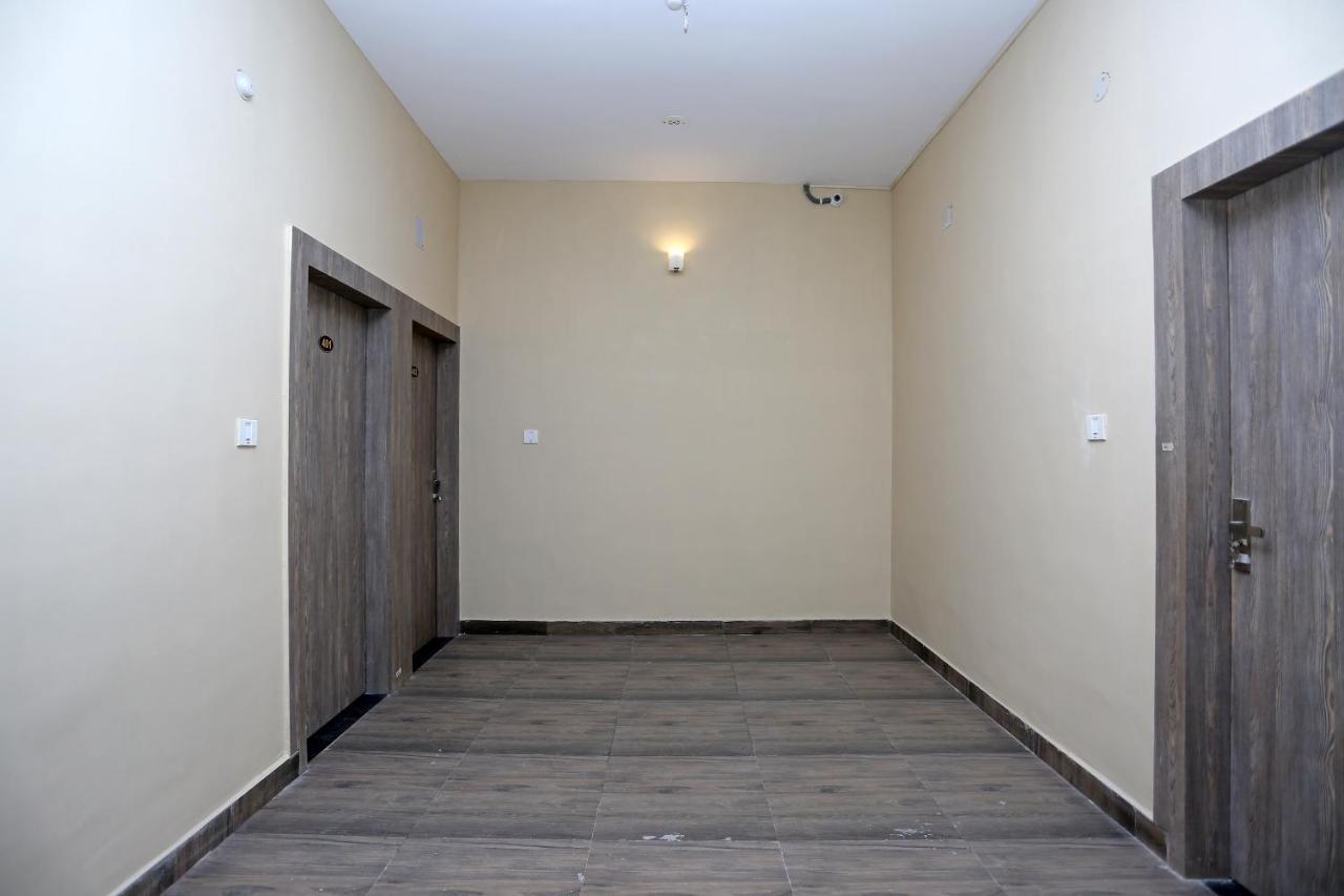 Oyo Flagship 11549 Crystal Inn Джамшедпур Екстериор снимка